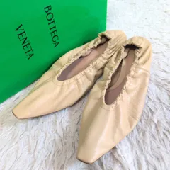 箱付き✨BOTTEGA VENETA ボッテガヴェネタ アーモンドトゥ ギャザーパンプス バレエシューズ レザー 希少サイズ 38 1/2 箱付きのサムネイル