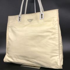 プラダ PRADA トートバッグ 三角ロゴ ベージュ肩掛け可 Y2K - メルカリ