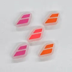 【暖色系5個セット】バボラ(Babolat) フラッグダンプ 振動止め ロゴ テニス用 レッドx1個・ピンクx2個・オレンジx2個 ノンパッケージ【メール便発送】(M1400199x5)のサムネイル