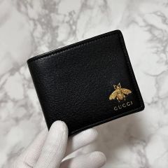 ✨極美品✨グッチ　二つ折り　小銭入れ　ビー　蜂　シボ革ブラック　レザー ✨極美品✨グッチ 二つ折り 小銭入れ ビー 蜂 シボ革ブラック レザー
