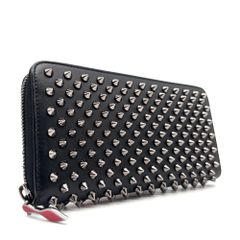 Christian Louboutin 長財布 スタッズ - メルカリ