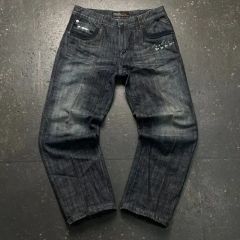 FUGA デニムパンツ ダメージ加工 44 - メルカリ