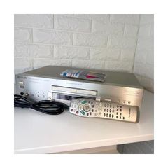 [Used] Panasonic DVD Audio/Video Player DVD-RP91-N (Champagne Gold)
