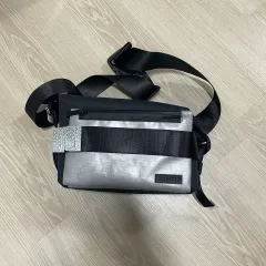 FREITAG F670 WARREN シルバー 新品のサムネイル