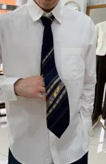 レオナール pure シルクネクタイのサムネイル