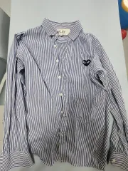 COMME des GARCONS PLAY シャツ ストライプ ブラック ハートのサムネイル