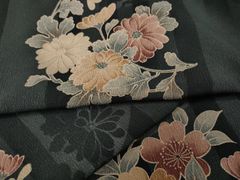 昭和レトロ）深緑色 振袖 扇面 枝垂れ桜 金彩 - メルカリ