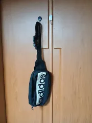 アディダス ヒップバッグ ブラックのサムネイル