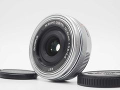 オリンパス標準レンズ M.zuiko 14-42mm EZ☆普段使いや自撮りに