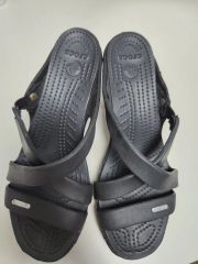 Crocs クロックス サンダル サイプラス ブラック W5 22.5㎝ - メルカリ