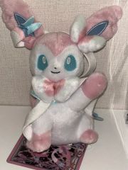 ポケセン FrostyChristmas ニンフィア サンタ ぬいぐるみ - メルカリ