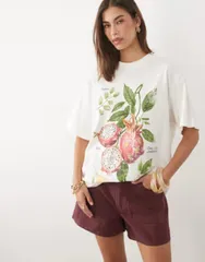 エイソス レディース トップス Tシャツ ヴィンテージ グラフィック ASOS DESIGN oversized Tshirt with vintage dragon fruit graphic inのサムネイル