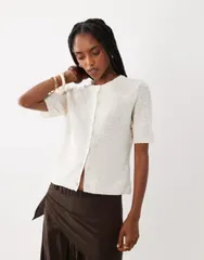 エイソス レディース アウター カーディガン ASOS DESIGN relaxed short sleeve slubby cardigan in cream クリームのサムネイル