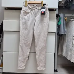ナイキ ゴルフ レディースパンツ 61 (新品)のサムネイル