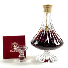 カミュ CAMUS トラディション バカラボトル 700ml ブランデー コニャック 【古酒】のサムネイル