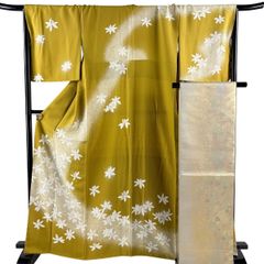 色無地 身丈165cm 裄丈68cm L 袷 花井幸子 落款 緑 正絹 秀品 一つ紋
