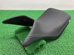 XMAX シート B74 ヤマハ 純正 中古 SG42J X-MAX250 ロゴ無し 修復素材