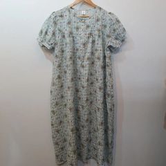 ANOKHI 花柄 Vネック 半袖ワンピース - メルカリ