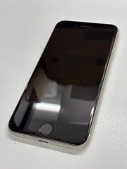 Apple iPhone SE 第3世代 64GB 分解歴あり スターライト 完全ジャンク 起動不可 本体のみのサムネイル