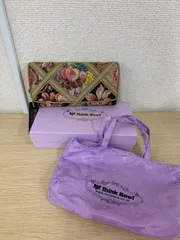%【未使用タグ付き】Think Bee! オペラハウス 長財布 ゴブラン織 花柄 ビジュー【装飾品・小物類1】【4】のサムネイル