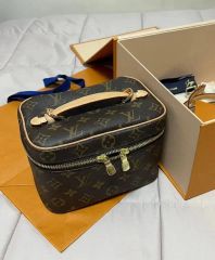 Louis Vuitton モノグラム 2way バニティバッグ - メルカリ