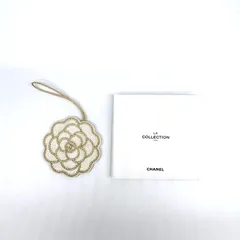 Chanel シャネル カメリア刺繍 チャーム ストラップ付き 新品未使用　Pのサムネイル