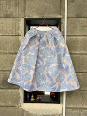 美品】バービー Barbie ジャガード フレアスカート 花柄 ピンク 青 裏地あり Mのサムネイル