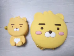 ライアン シリコン ポーチ2種 まとめのサムネイル