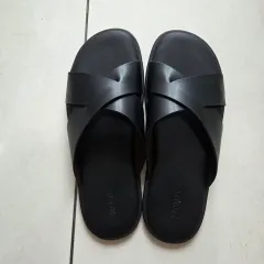 (送料込み) ZARA スライド EUR43のサムネイル