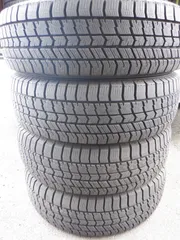 未使用に近い　185/65R15　グッドイヤー　アイスナビ８　2023年製　４本　ノート　デミオ　フリードなどのサムネイル