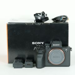 SONY α7V ILCE-7M5 極上品 CFex-A256G＆カードリーダ付 - メルカリ