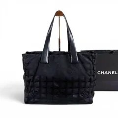 CHANEL シャネル　ニュートラベルライン　トートバッグ　トートMM ブラック　黒　ナイロンキャンバスのサムネイル