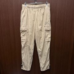 unoa ウノア　パンツ　ライトベージュM 未使用 unoa ウノア パンツ ライトベージュM 未使用 - メルカリ
