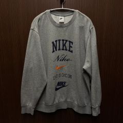 NIKE ロングスリーブ クルーネック スウェット GRY L FN2611 - メルカリ