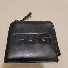 COMME des GARCONS コム・デ・ギャルソン CDGロゴ 二つ折り財布のサムネイル