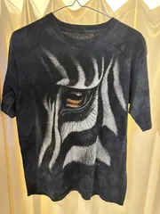 A-2069 ザ・マウンテン THE MOUNTAIN アニマルTシャツ US古着 Tシャツ プリントTシャツ グレー系 ブラック系 サイズXLのサムネイル