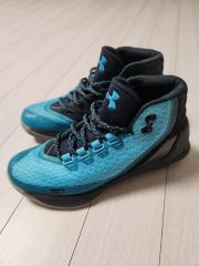 希少 全新未使用UNDER ARMOUR CURRY 3 NEPTUNE 希少 全新未使用UNDER ARMOUR CURRY 3 NEPTUNE - メルカリ