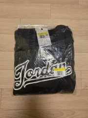 ナイキ ジョーダン フードTシャツ ブラックSのサムネイル