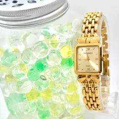 【新品電池】NINA RICCI ニナリッチ レディース 腕時計 ゴールド リボン S950 47297のサムネイル