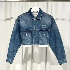 40 ミュウミュウ レディース クロップド ウォッシュ ダメージ デニムジャケット GWB148のサムネイル