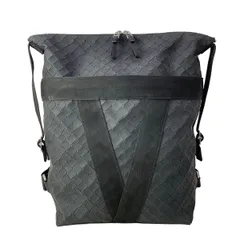 BOTTEGA VENETA(ボッテガヴェネタ) リュックサック イントレチャート 黒のサムネイル
