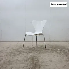 美品 Fritz Hansen フリッツ・ハンセン セブンチェア ダイニングチェア/アームレスチェア/椅子 ホワイト アルネ・ヤコブセン 8万のサムネイル