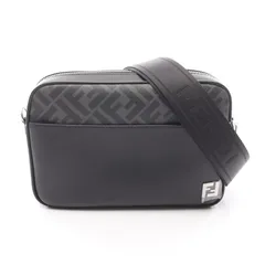 FENDI フェンディ スクエアFF カメラケース ズッカ ショルダーバッグのサムネイル