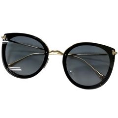ブラピ同型同色　トムフォード15年前のサングラス 15年前のTOM FORD】ブラッド・ピット サングラス /色も同じ - メルカリ