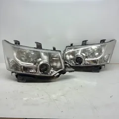 【コーティング済】三菱 CV5W CV1W CV2W CV4W  デリカ D:5 D5 ヘッドライト ランプ レンズ 左右セット LR HID KOITO 100-87918 P80698のサムネイル