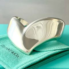Tiffany & Co. ボーンカフ スモール シルバー925 左手用 - メルカリ