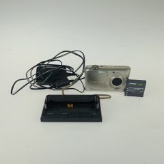 デジタルカメラ CASIO EXILIM EX-ZR3200ホ - メルカリ