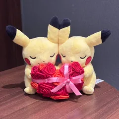 UM266177610　マンスリー ポケモン 2月 バレンタイン ピカチュウ ポケモンセンター ぬいぐるみのサムネイル