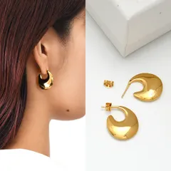 SAINT LAURENT サンローラン ピアス フープピアス アクセサリー ティアドロップ 823709 Y1500 レディース ゴールド 真鍮 刻印 両耳用 ギフト プレゼントのサムネイル