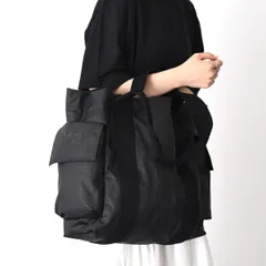 Y-3 ワイスリー トートバッグ バッグ TOTE BAG KD0199 レディース ユニセックス ブラック ナイロン サイドポケット ダブルハンドル スナップボタン開閉 ロゴ A4サイズ収納可 ノートパソコン収納 大容量 通勤 通学のサムネイル